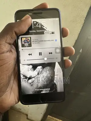 Apple iPhone 7 Plus 128 GB Black