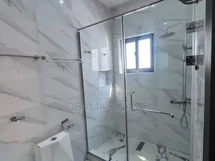 4bdrm House in Laryea Homes, School Junction for rent