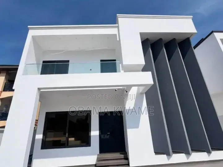4bdrm House in Laryea Homes, School Junction for rent