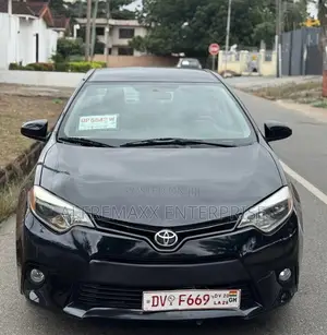 Toyota Corolla LE 4dr Sedan (1.8L 4cyl CVT) 2016 Black