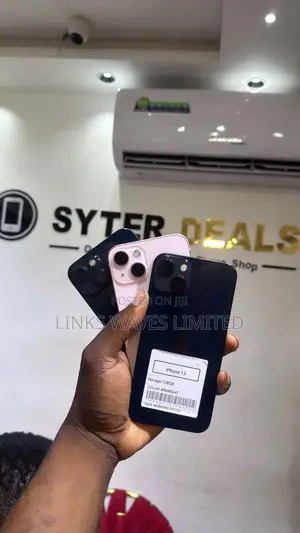 New Apple iPhone 13 128 GB