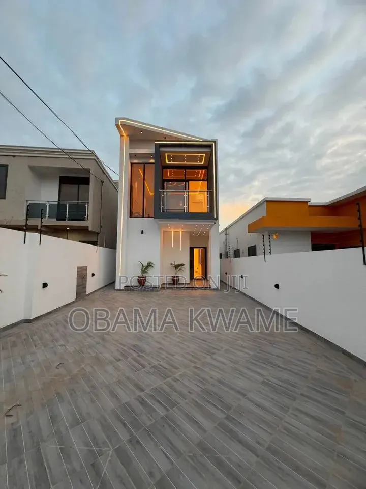 3bdrm House in Laryea Homes, Lake Side Estate for sale