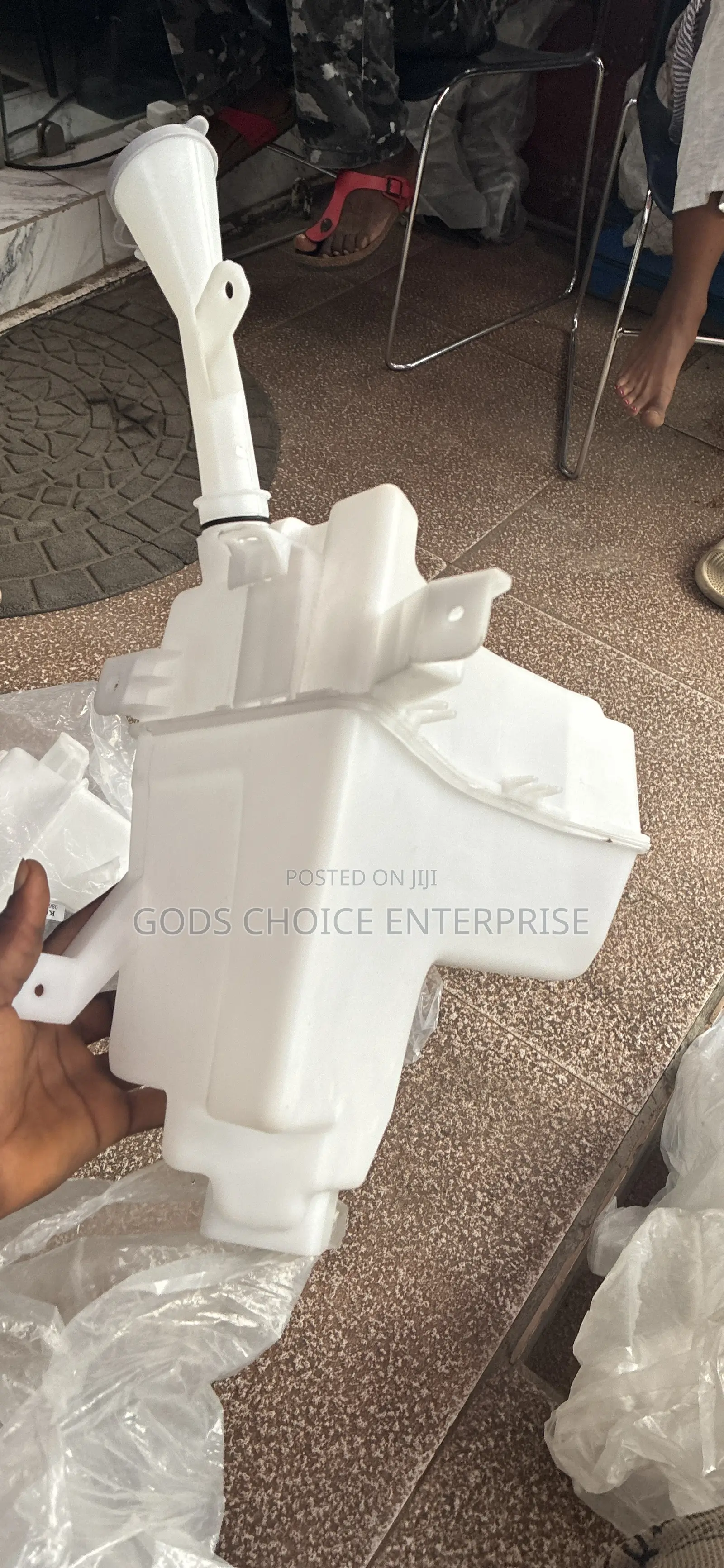 Wiper Bottle Nissan Kicks 2018-2020-2022