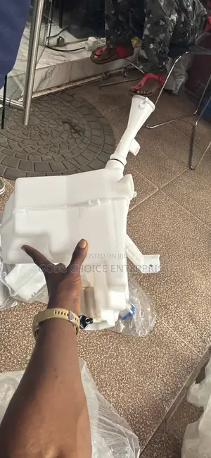 Wiper Bottle Nissan Kicks 2018-2020-2022