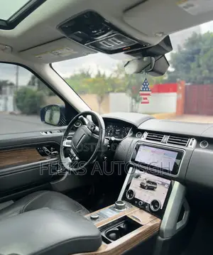 Land Rover Range Rover Vogue 2021 Black