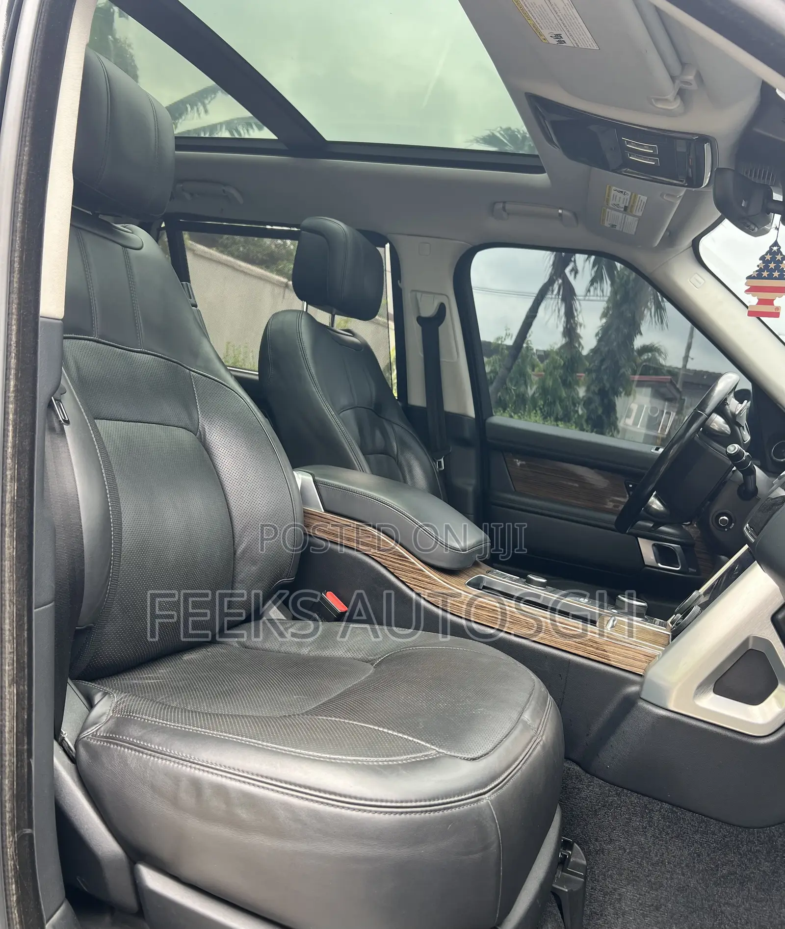 Land Rover Range Rover Vogue 2021 Black