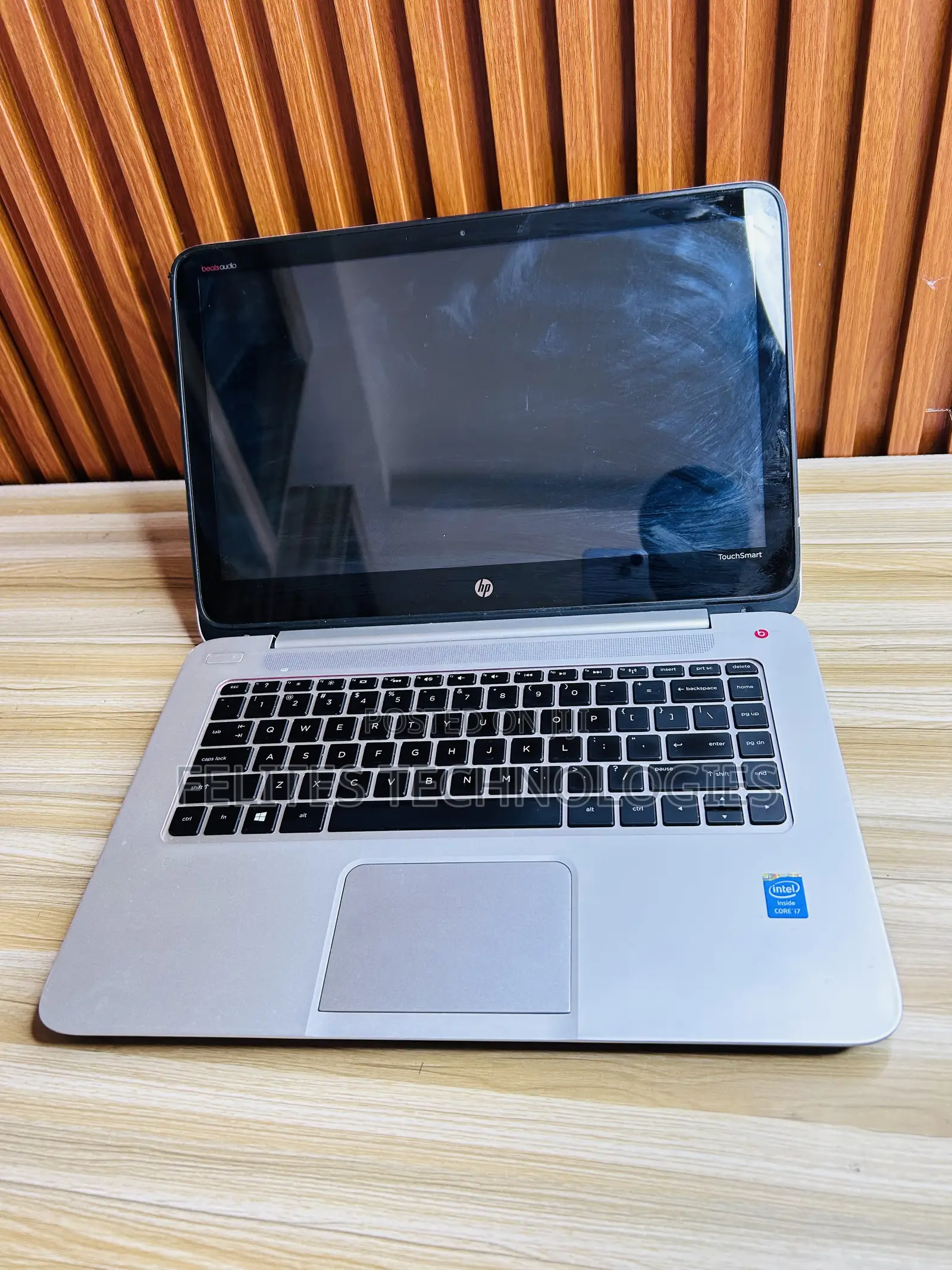 Laptop HP Envy 14t 12GB Intel Core i7 SSD 256GB