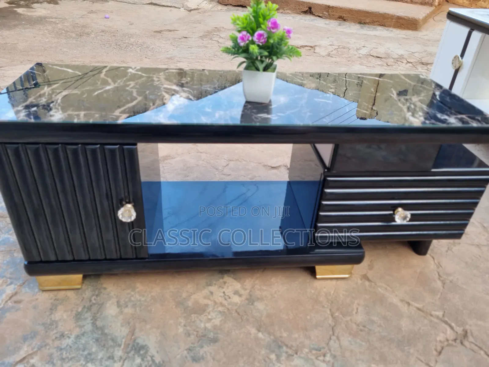 TV Stand-Extendable