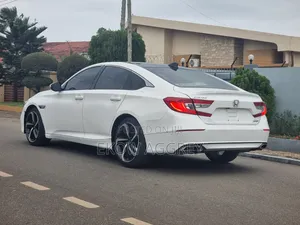 Honda Accord Sport 2018 White