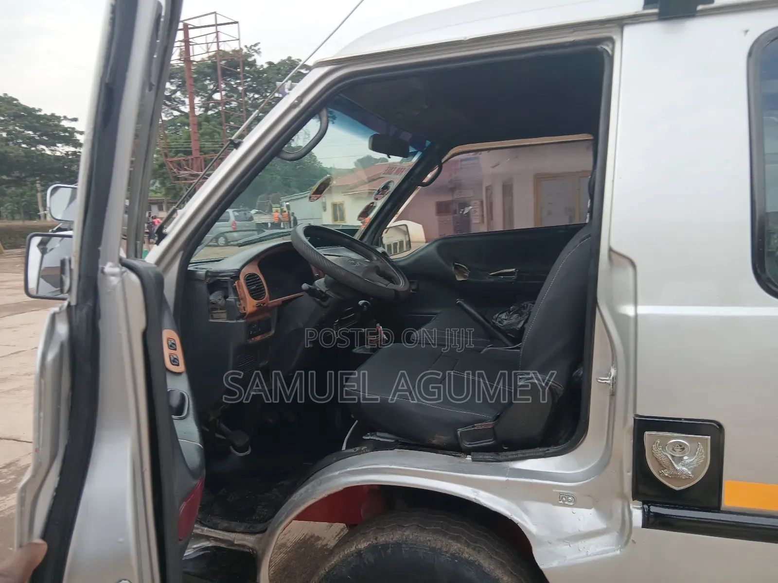 Hyundai H-100 2001 Silver