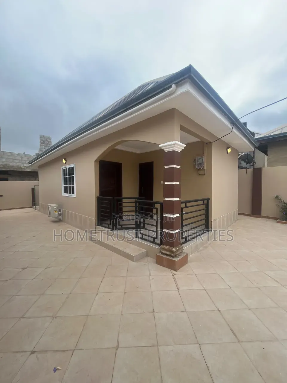 4bdrm House in Oyarifa Ghana Flag for rent