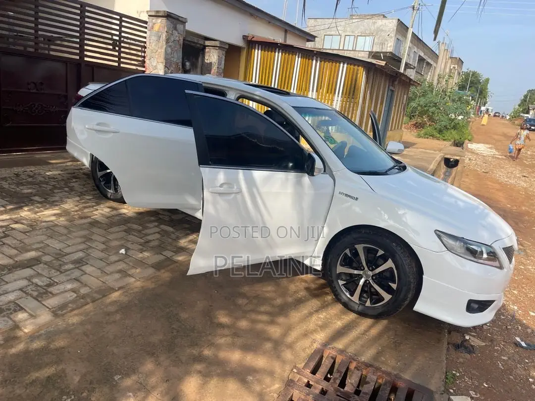 Toyota Camry 2012 White