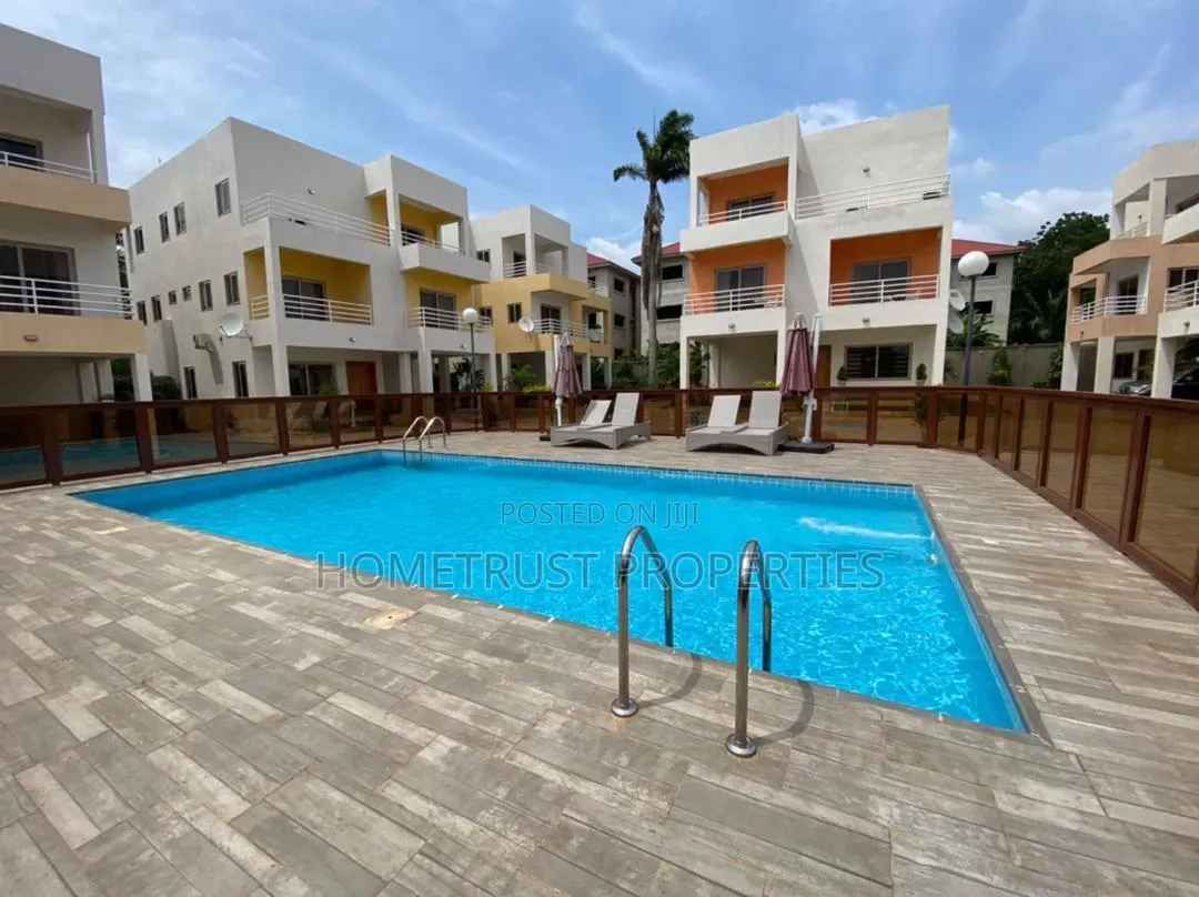 4bdrm Duplex in Airport Residential for sale
