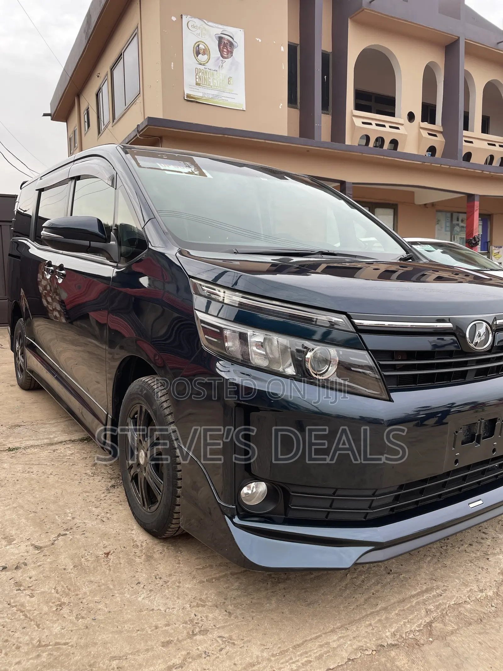Toyota Voxy 2015 Black