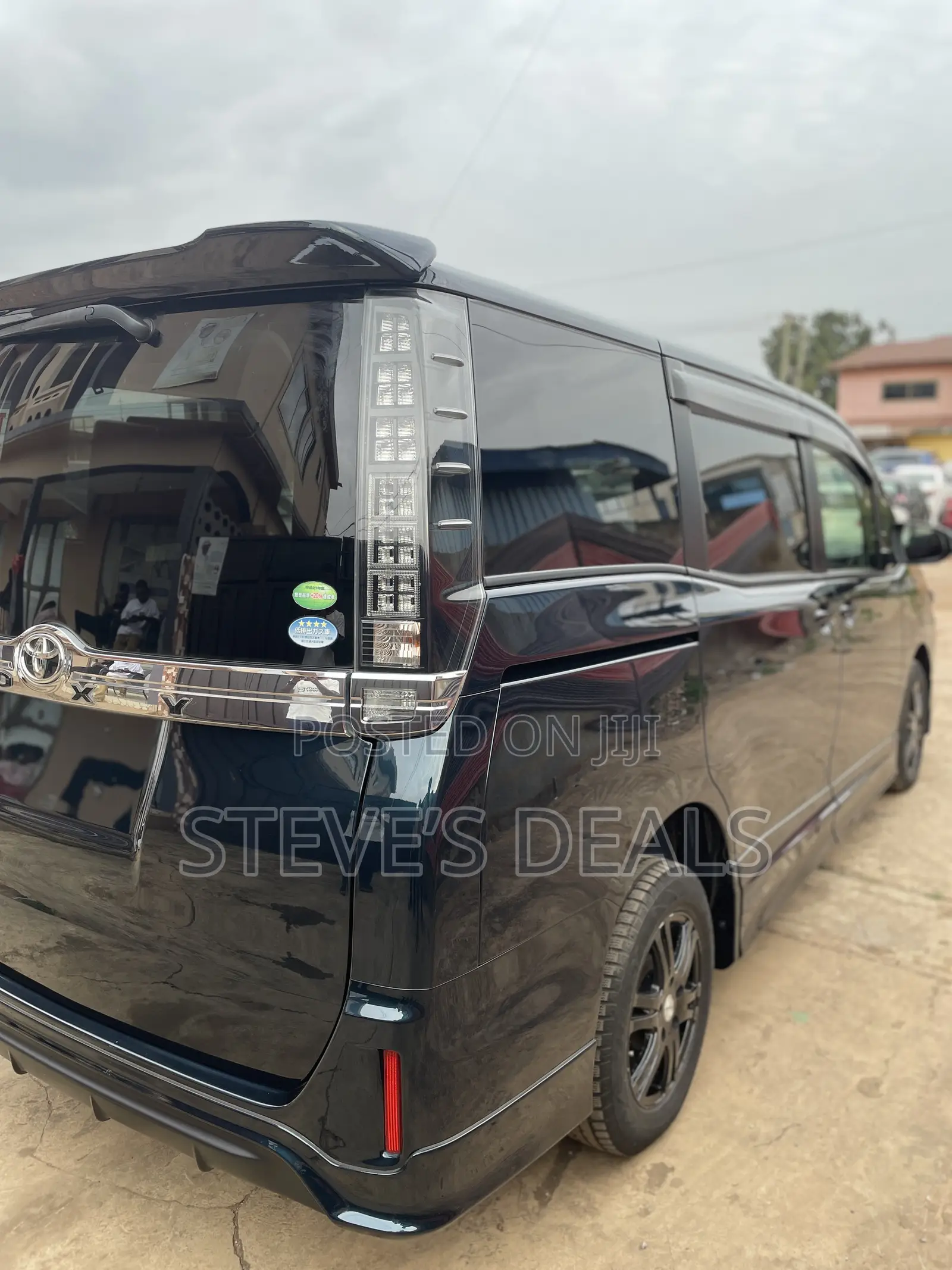 Toyota Voxy 2015 Black