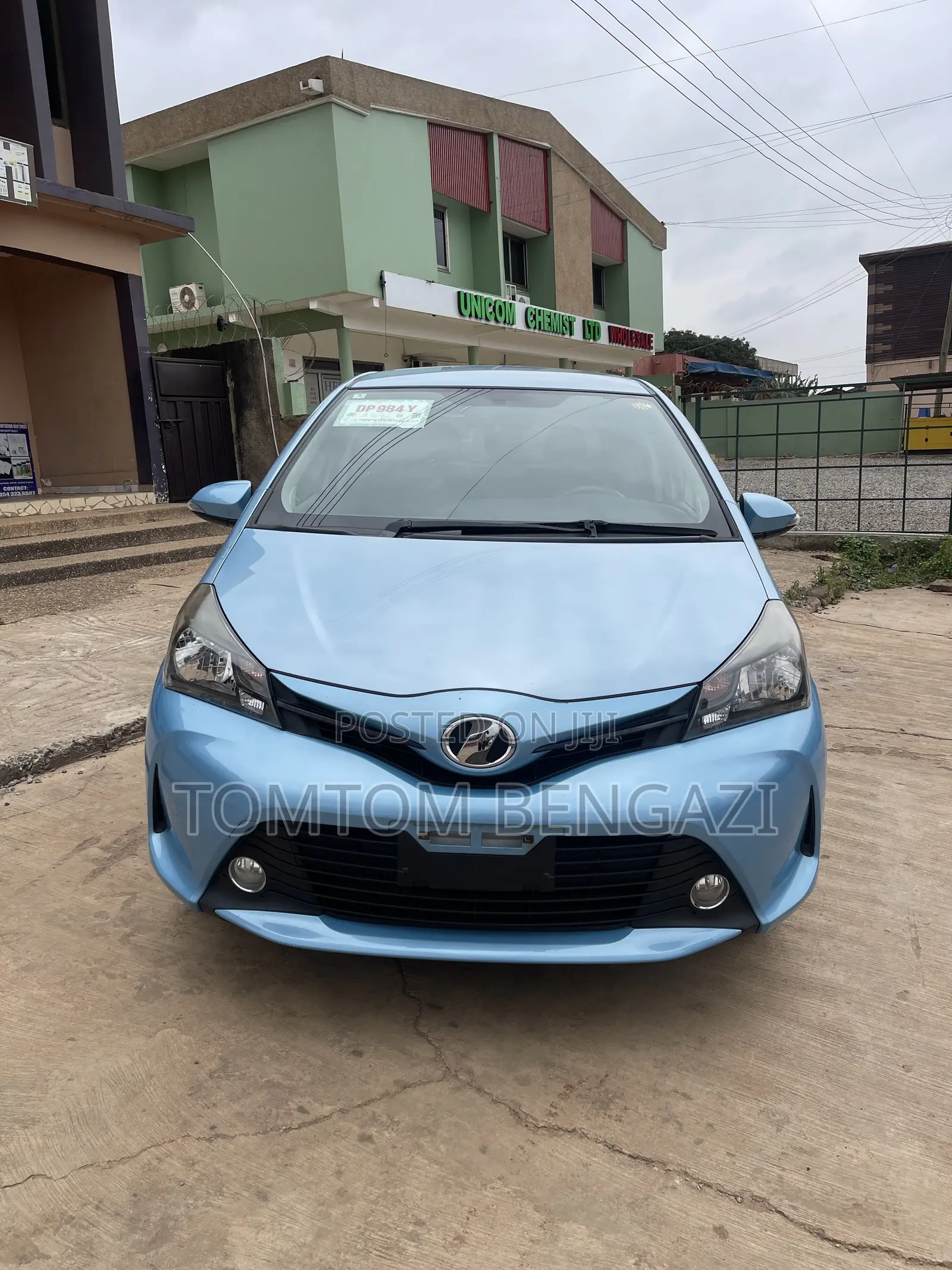 Toyota Vitz 1.3 AWD 5dr 2016 Blue