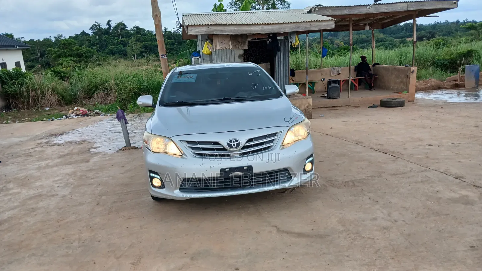 Toyota Corolla LE 4dr Sedan (1.8L 4cyl 4A) 2011 Silver