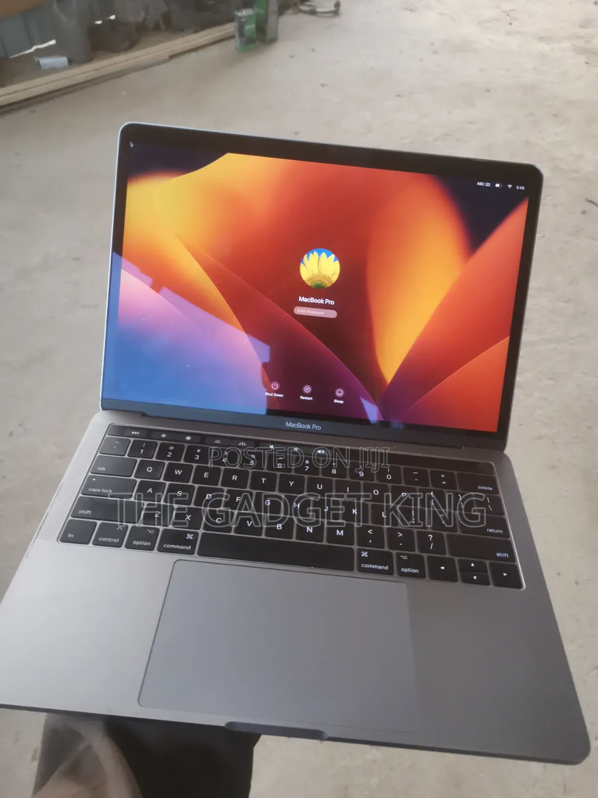 Laptop Apple MacBook Pro 2017 8GB Intel Core i5 SSD 256GB