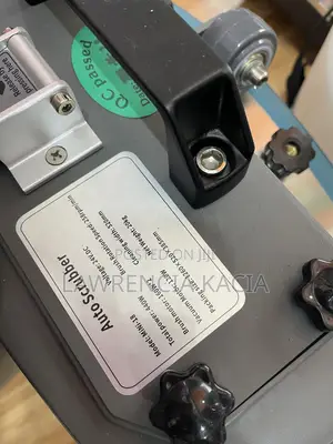 Cordless Floor Scraper