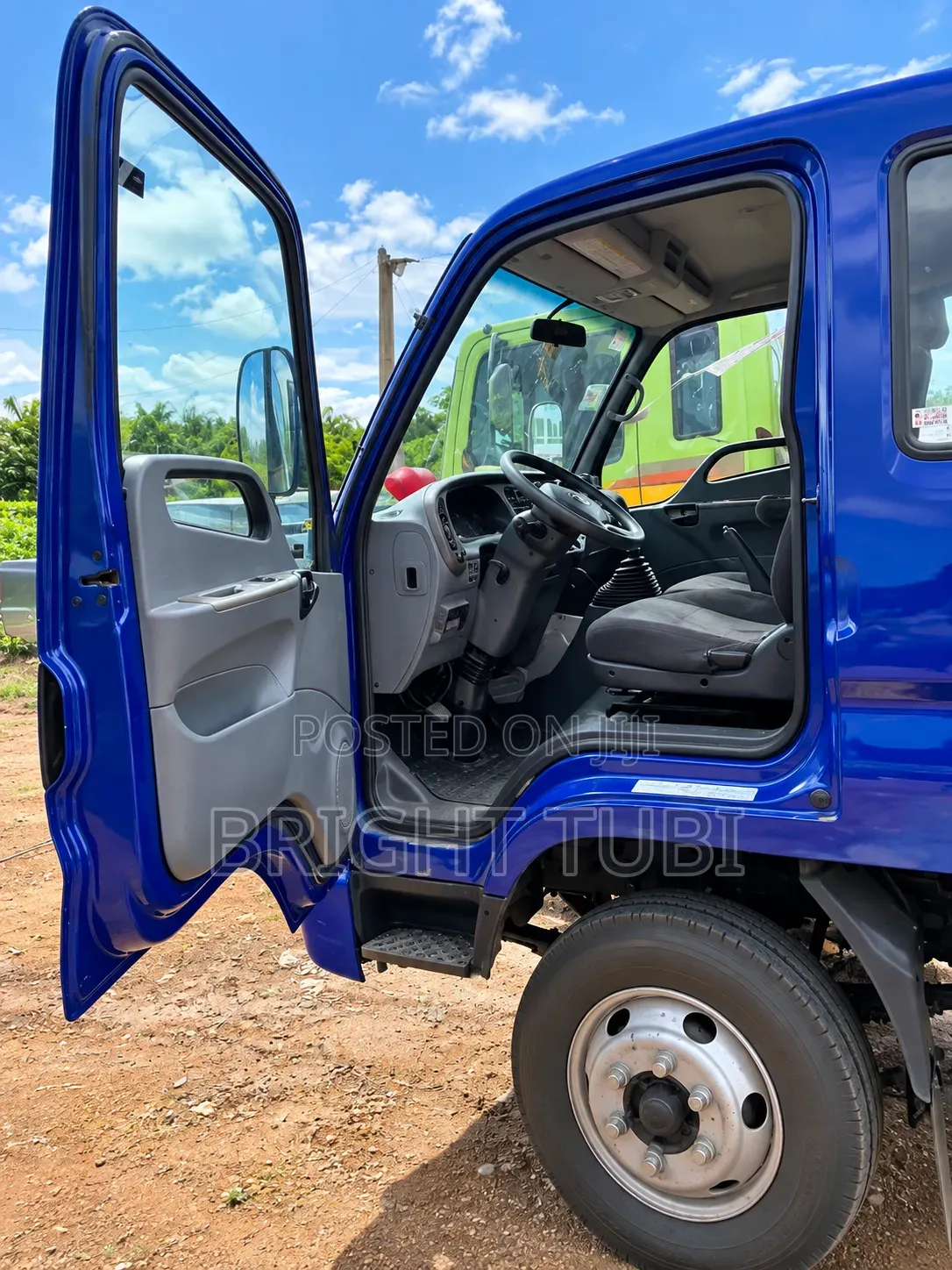 Hyundai Cargo Truck 2010 Blue