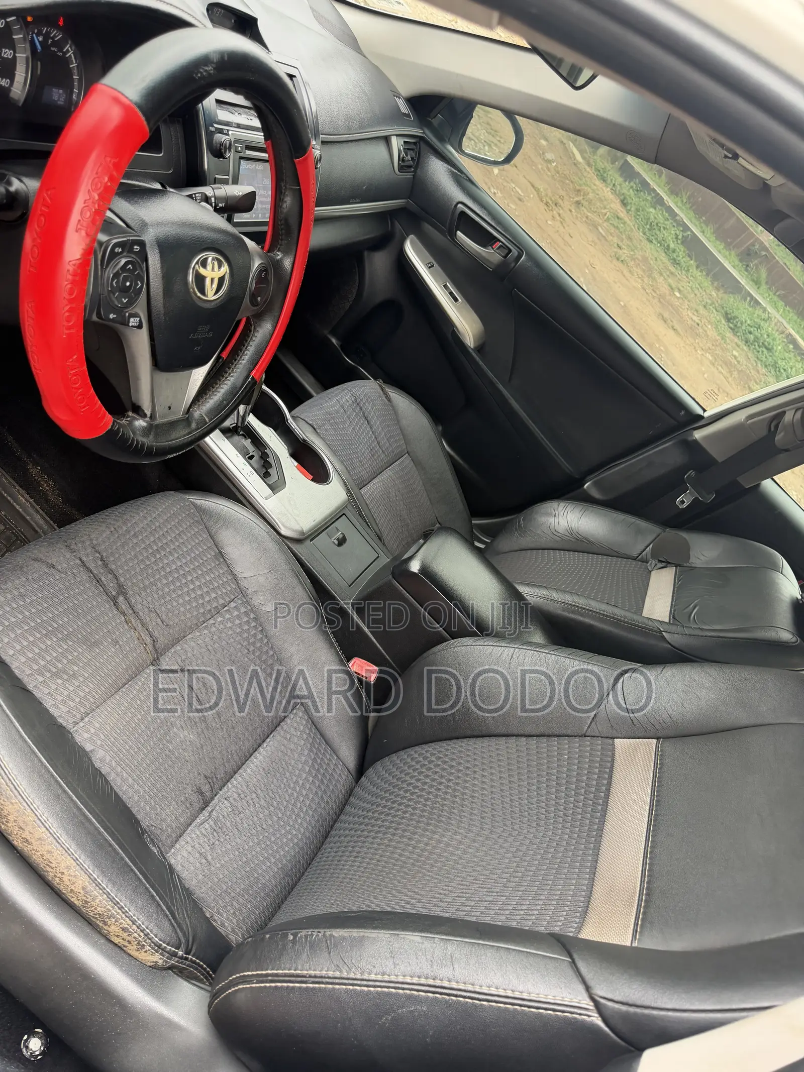 Toyota Camry SE 4dr Sedan (2.5L 4cyl 6A) 2014 White