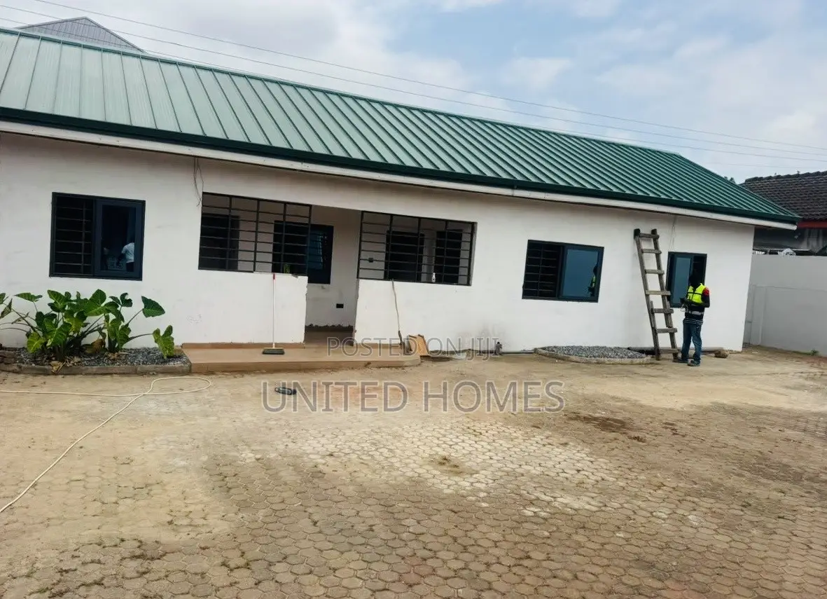 5bdrm House in Achimota for rent