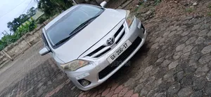 Toyota Corolla 2011 Silver