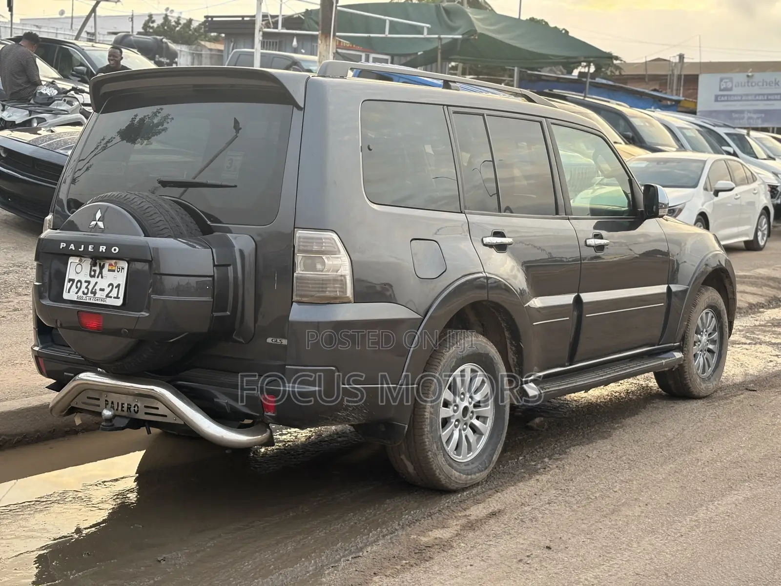 Mitsubishi Pajero 2011 Gray