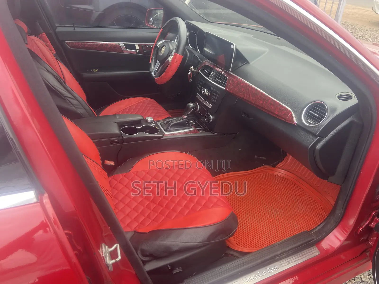 Mercedes-Benz C250 2013 Red