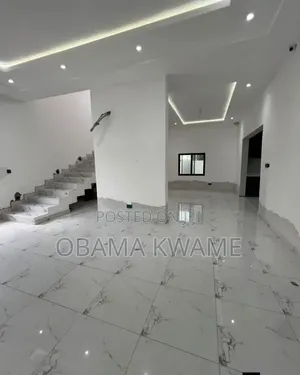 4bdrm House in Laryea Homes, Police Station for sale