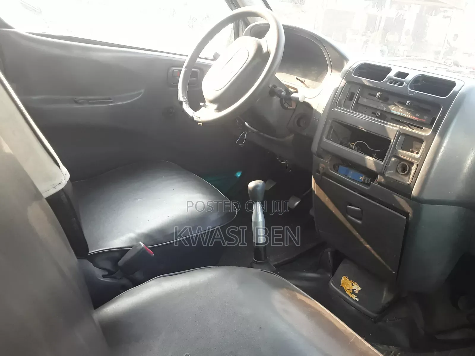 Toyota HiAce 2005 Green