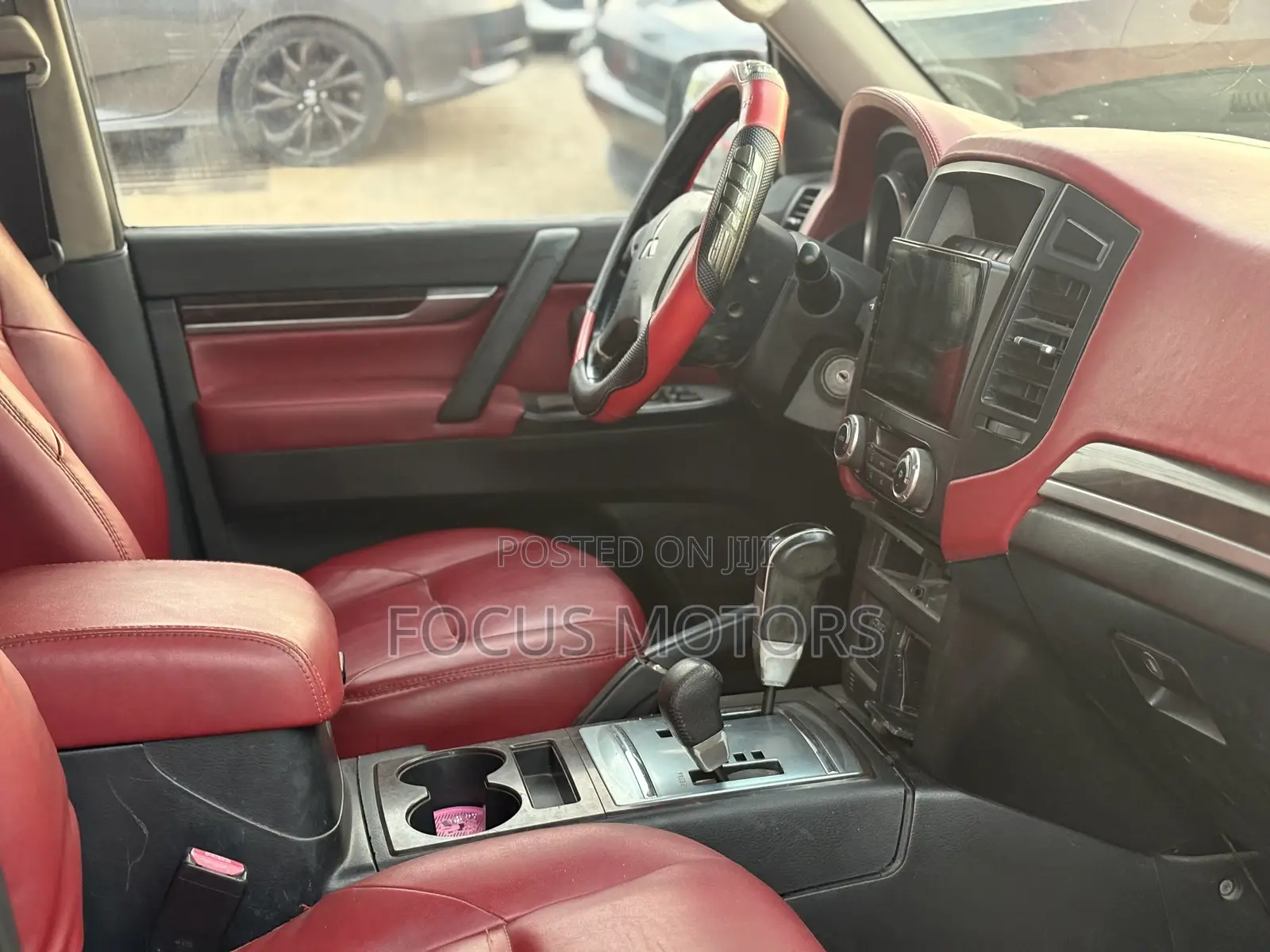 Mitsubishi Pajero 2011 Gray