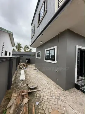 2bdrm House in Sefdard Properties, Awoshie for sale