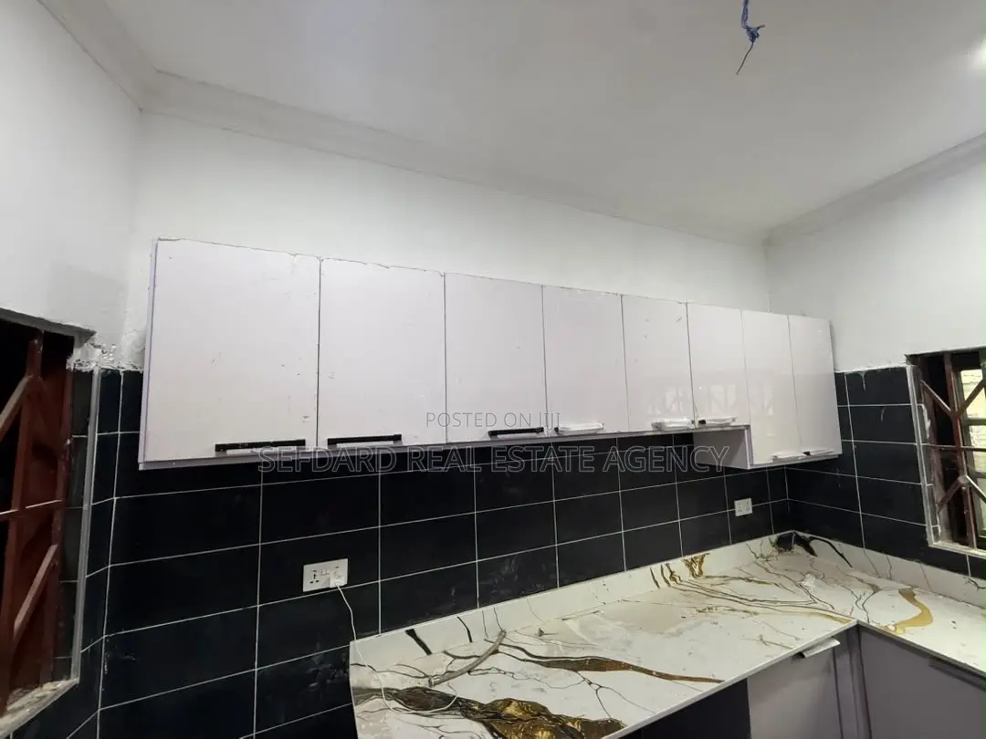 2bdrm House in Sefdard Properties, Awoshie for sale