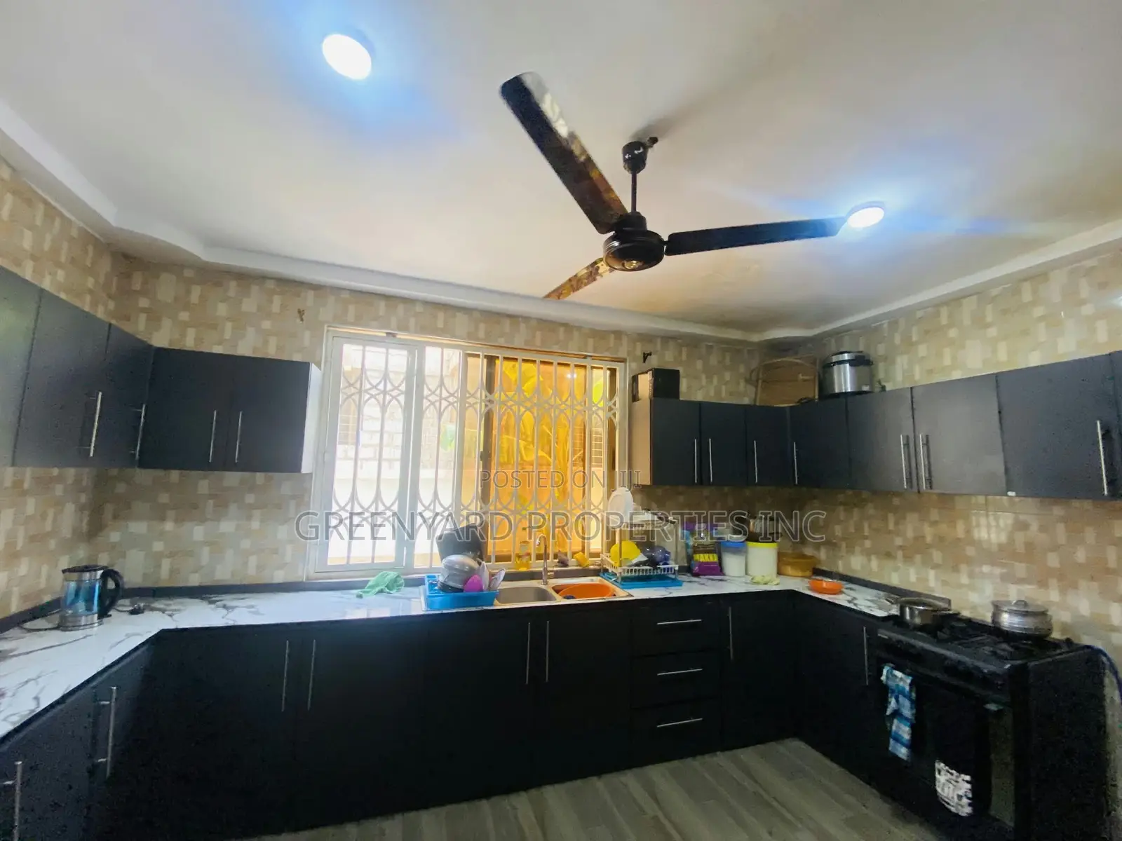 1bdrm Shared Apartment in Adjiringanor, East Legon for rent