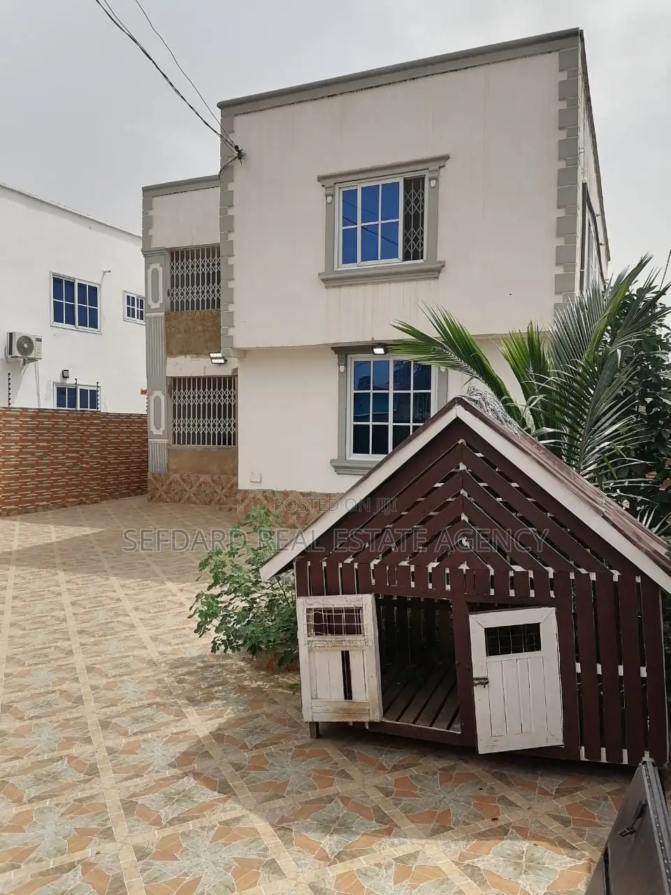 4bdrm House in Sefdard Properties, Amasaman for sale
