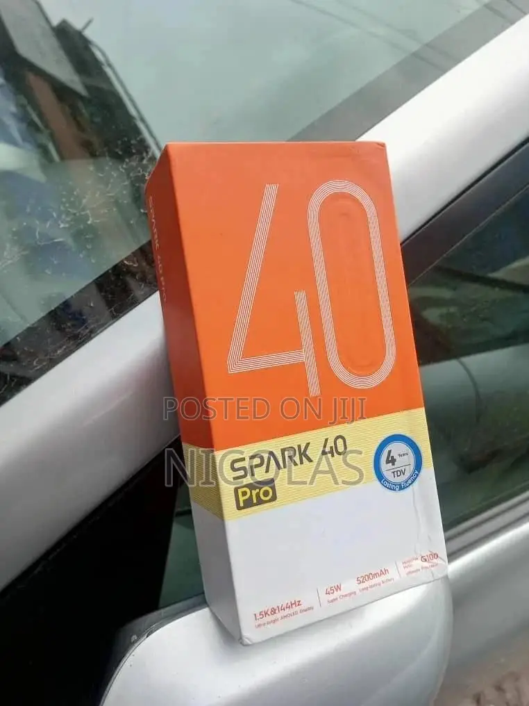 New Tecno Spark 40 Pro 256 GB Gold