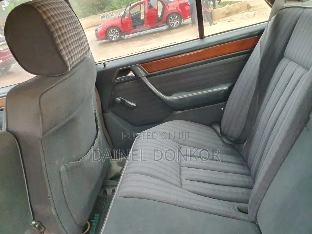 Mercedes-Benz 220E 1995 Gray