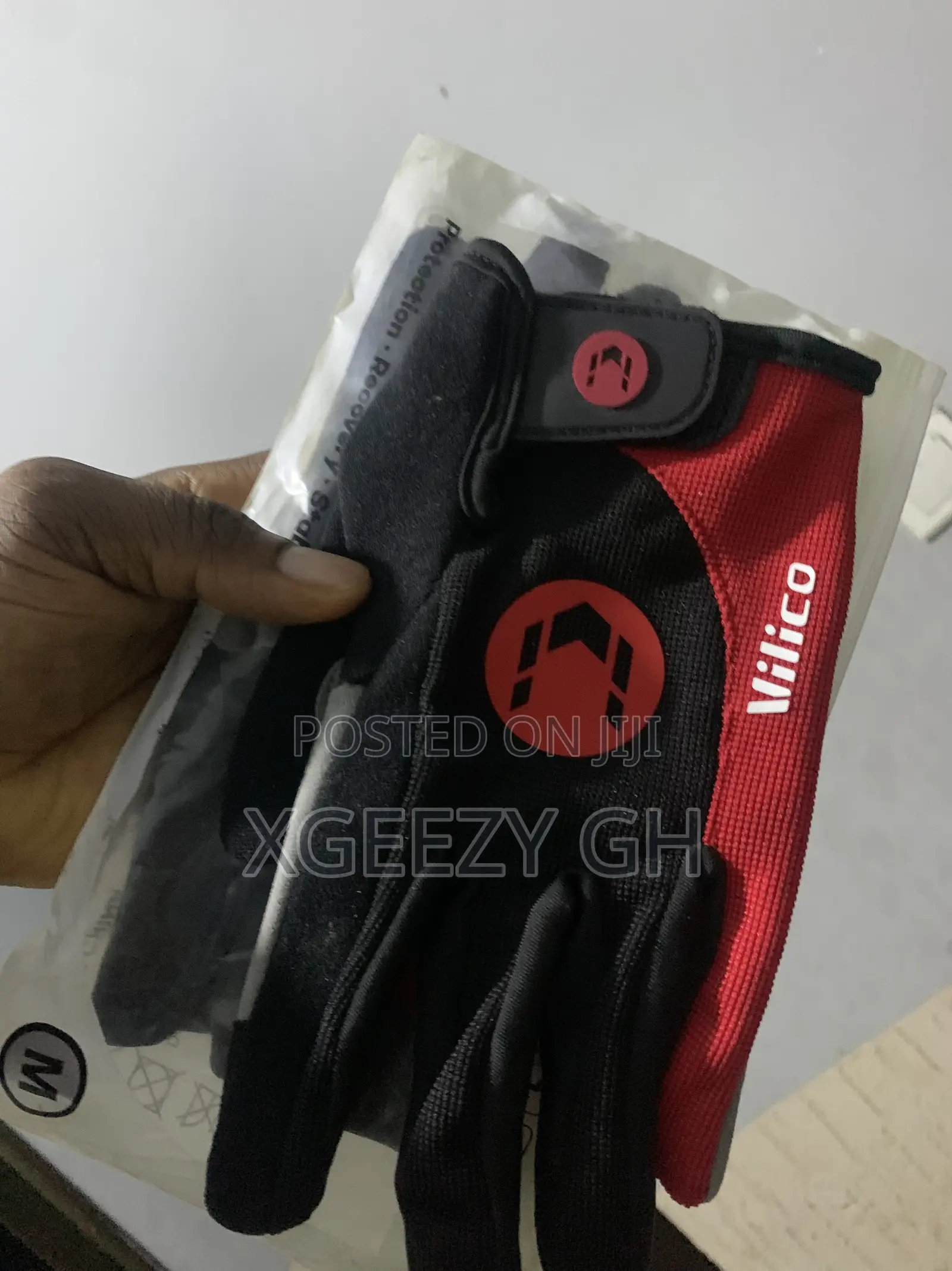 Hand Gloves