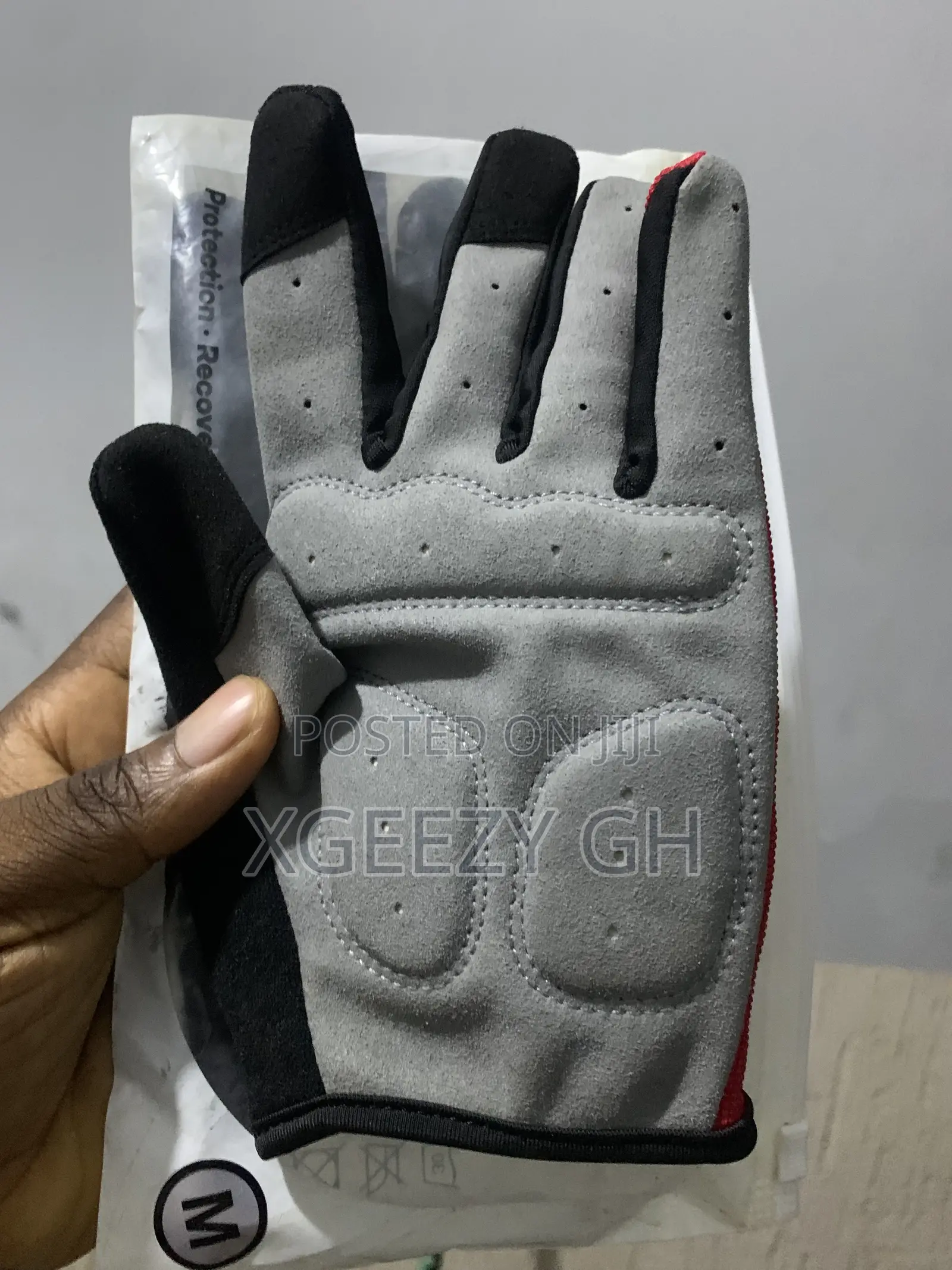 Hand Gloves