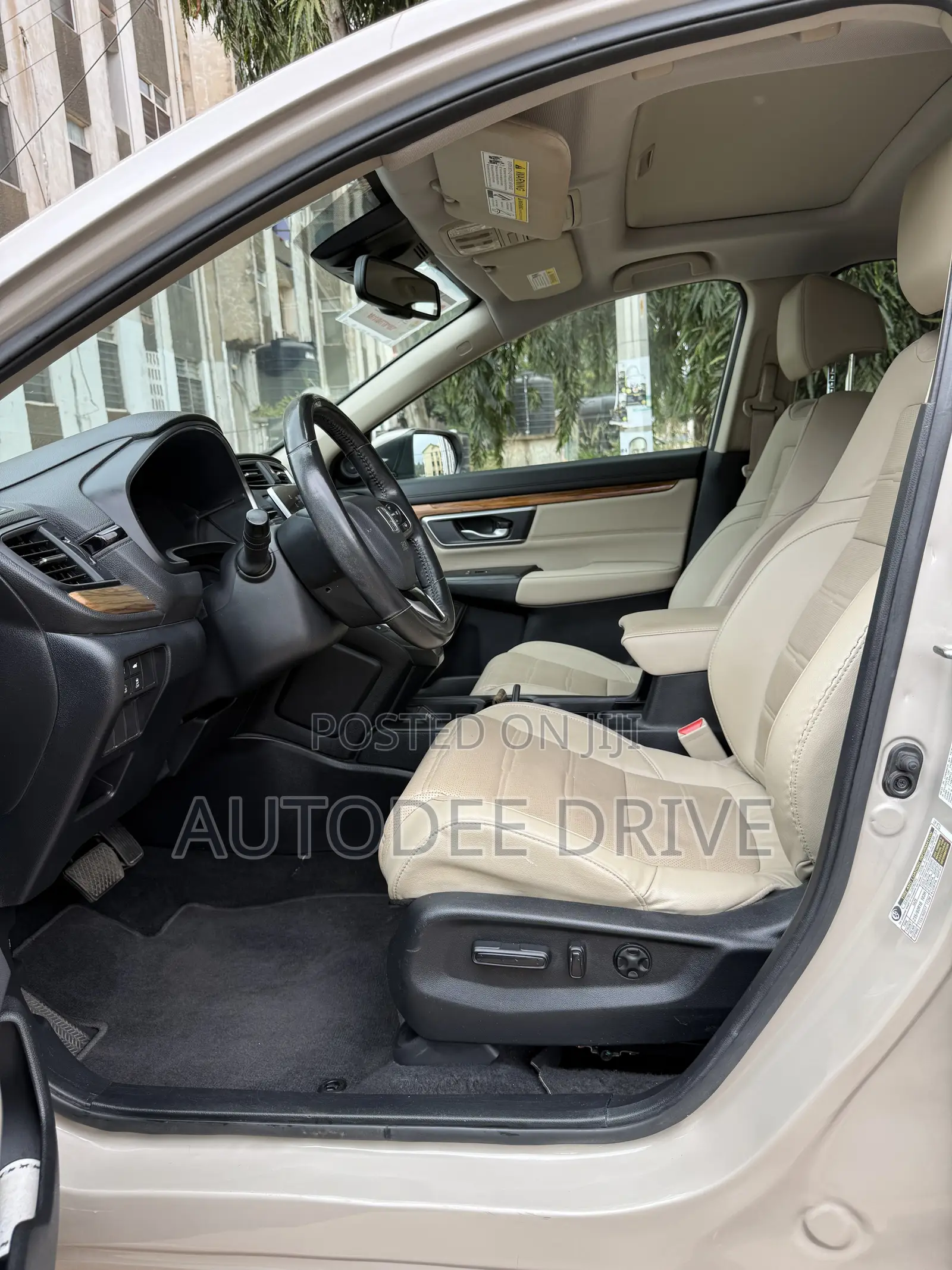 Honda CR-V 2019 Gold