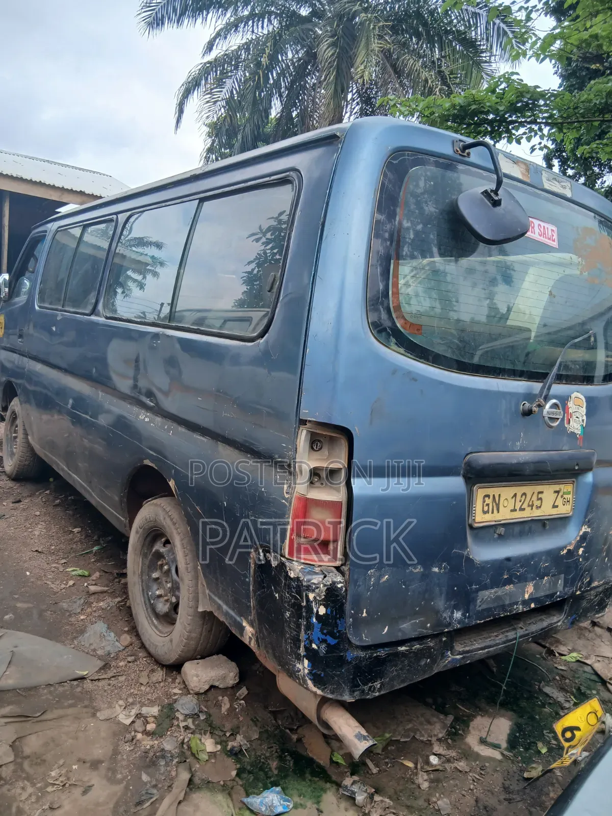 Nissan Caravan (Urvan) 2008 Blue