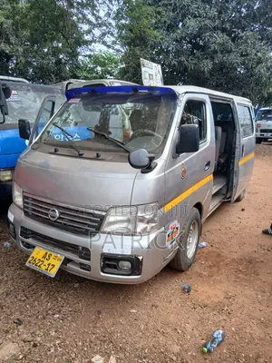 Nissan Caravan (Urvan) 2010 Silver