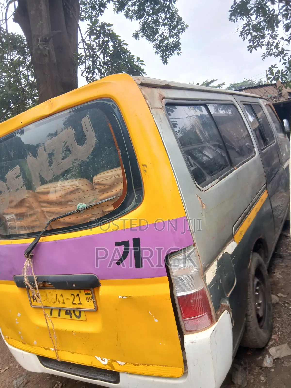Nissan Caravan (Urvan) 2009 Silver