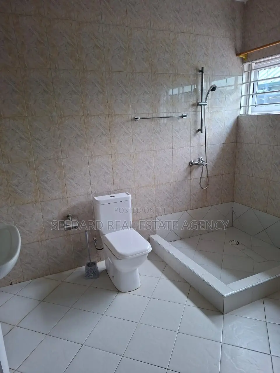 4bdrm House in Sefdard Properties, Kwabenya for rent