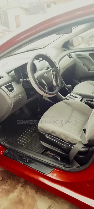 Hyundai Elantra GLS Sedan FWD (1.8L 4cyl 6A) 2013 Red