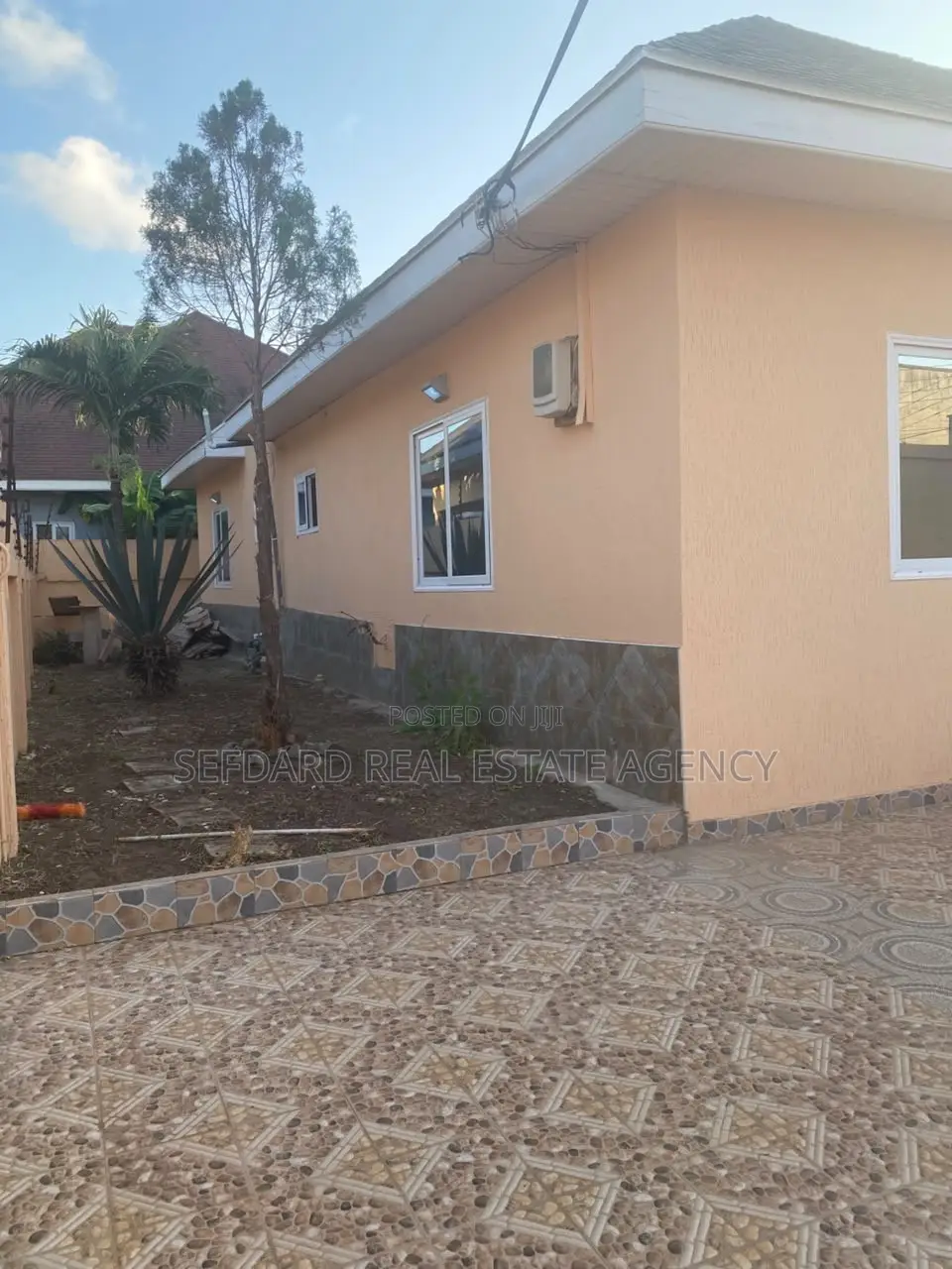 3bdrm House in Sefdard Properties, Adjiriganor for rent