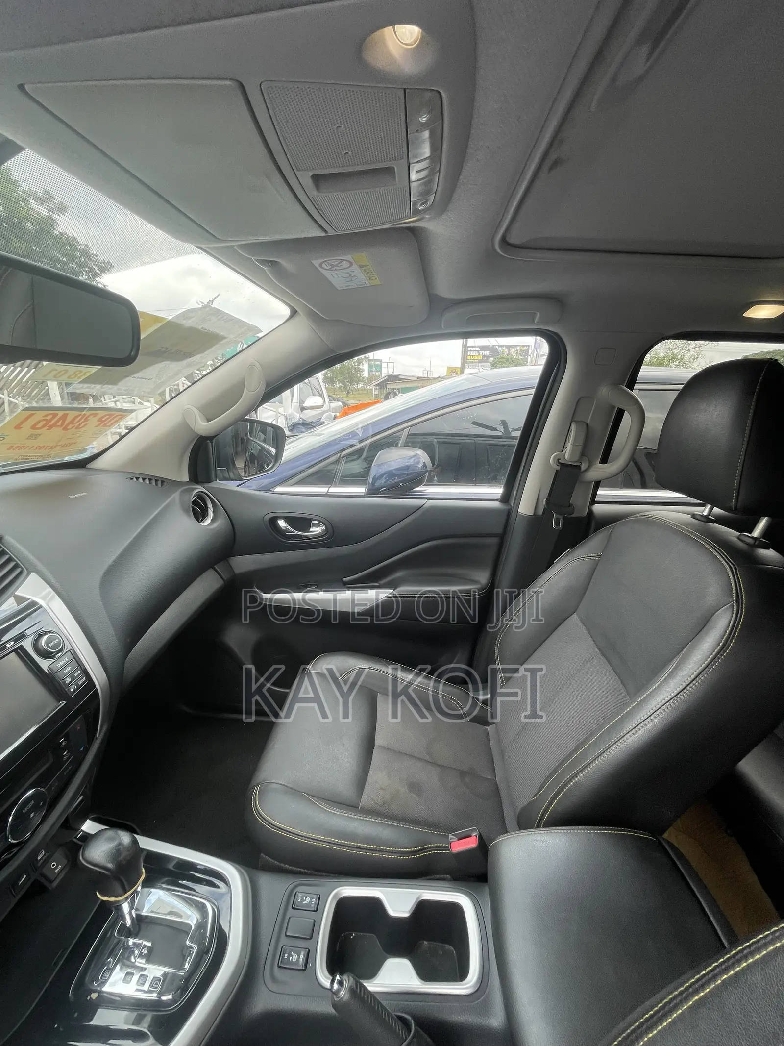 Nissan Navara 2020 Brown