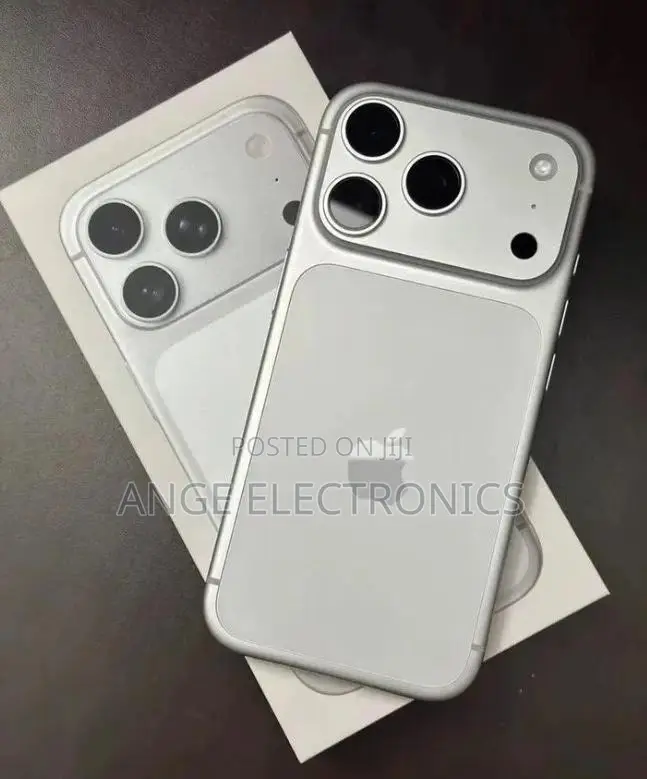 New Apple iPhone 17 Pro Max 1 TB Silver
