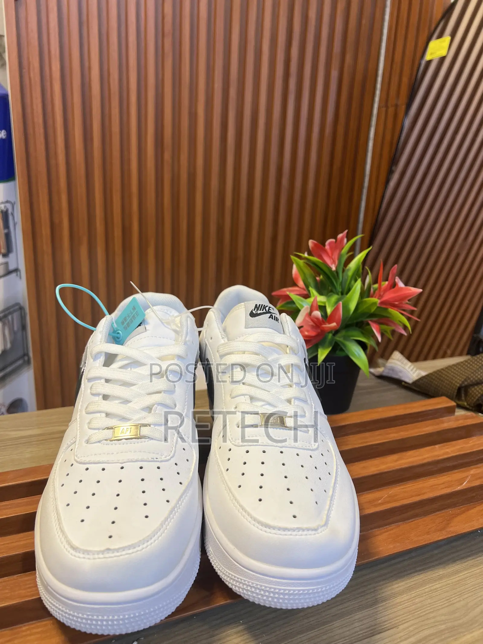 Nike Air Force 1 Low White Black